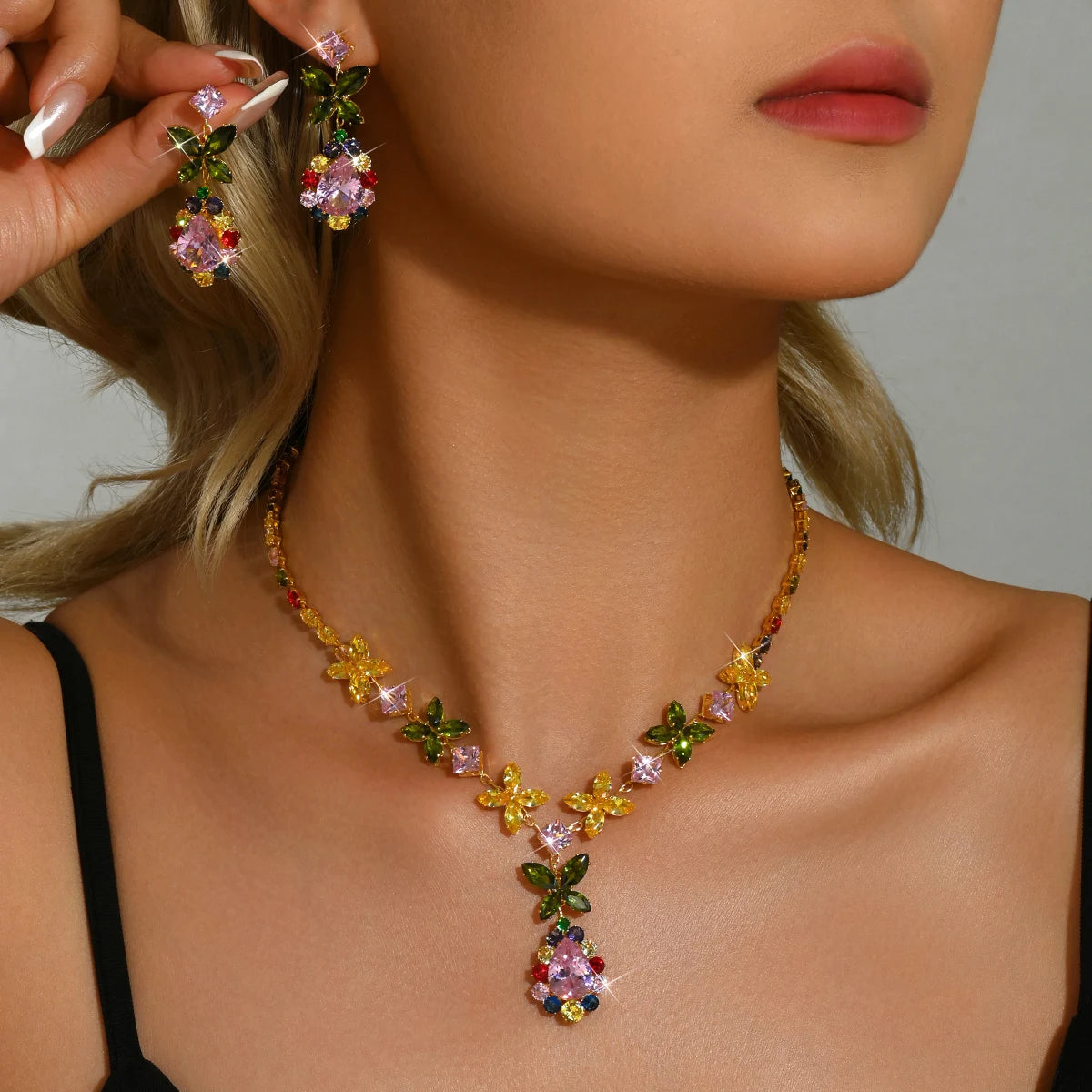 Gorgeous Four‑Leaf Flower Drop Teardrop Zircon Necklace Earrings Set Women Wedding Dress Jewelry Formal Party Matching Accessory