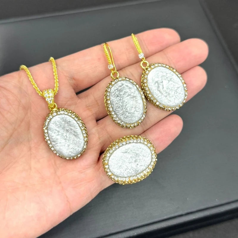 Resin 3 Pcs Jewelry Sets Geometric Vintage Palace Style Dinner Party Earrings Necklaces for Women Elegant Exquisite Accessories
