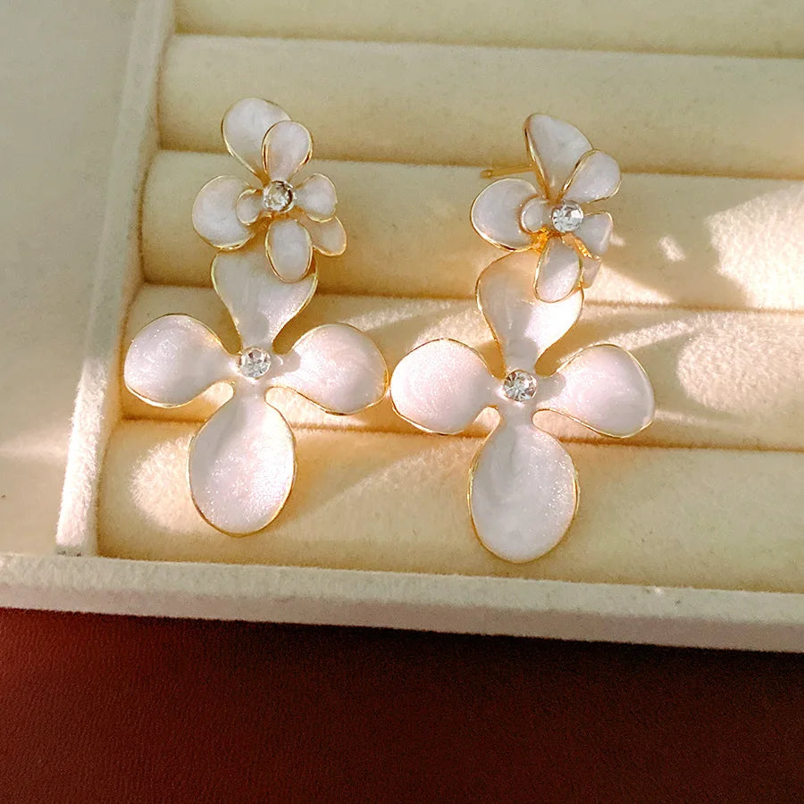 Double Layered Smudging Enamel Flower Drop Earrings for Women Vintage Shiny Rhinestones Dangle Earring Dating Party Jewelry N