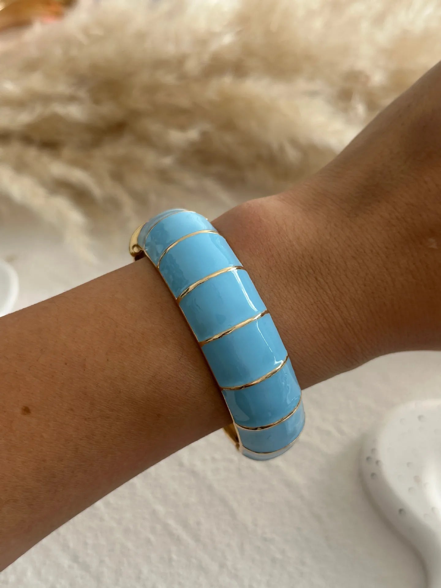 KMVEXO Punk Blue White Dripping Oil Zinc Alloy Enamel Bangles Geometric Wide Cuff Spring Bangle Bracelets For Women Jewelry
