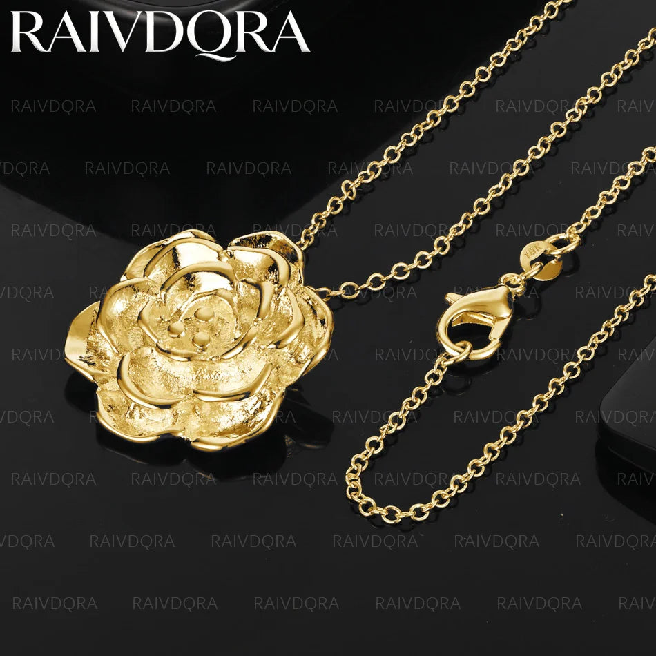 18K Gold Plated Flower Pendant Necklace For Women Anniversary Gift Popular Wild Fashion Romantic Jewelry