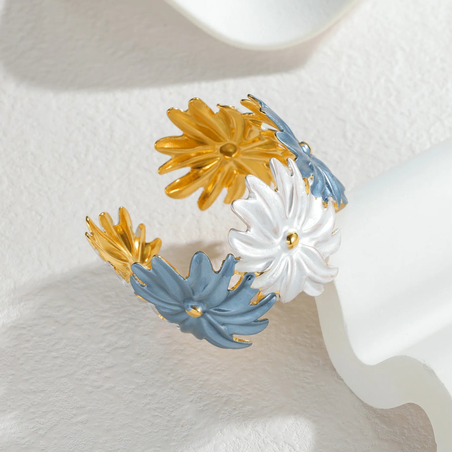 Freeteeme New Exaggerated Daisy Cuff Bracelet Stainless Steel for Women Large Size Wide Open Bangle Birthday Jewelry Daily Gifts