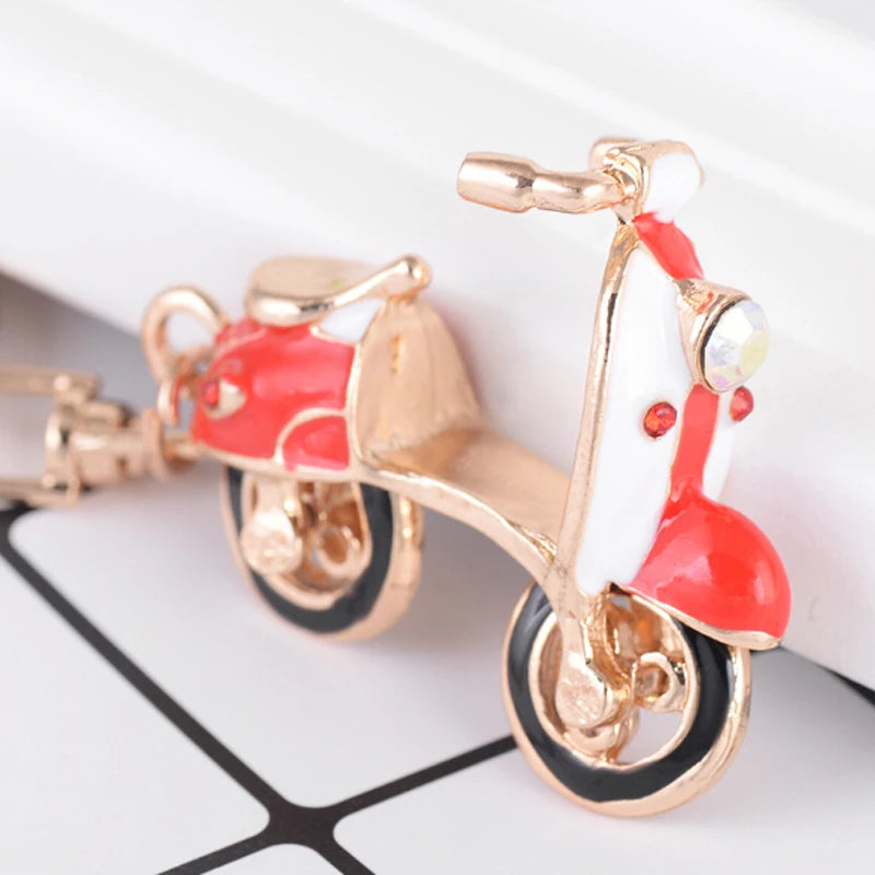 New Fashion Car Motorcycle Rhinestone Crystal Keychain Metal Alloy Key Chains Holder Handbag Car Keyrings Keychains For Women Me