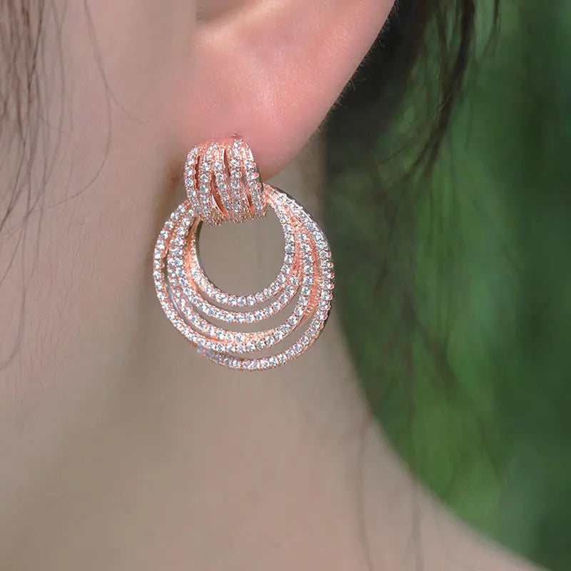 HUAMI Multilayer Circles Stud Earrings Women Luxury Cstuming Accessories January Gift Party Earring and Banquet Fshion Jewelry