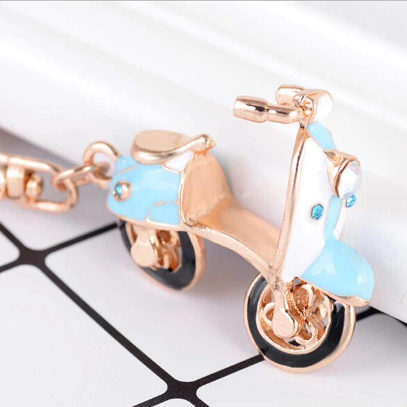 New Fashion Car Motorcycle Rhinestone Crystal Keychain Metal Alloy Key Chains Holder Handbag Car Keyrings Keychains For Women Me