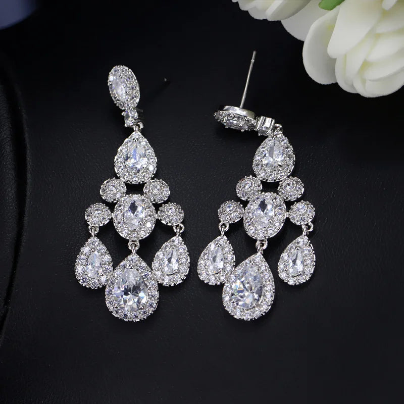 ThreeGraces Luxury Bridal CZ Jewelry Brilliant Cubic Zirconia Crystal Long Dangling Wedding Chandelier Earrings for Brides ER168