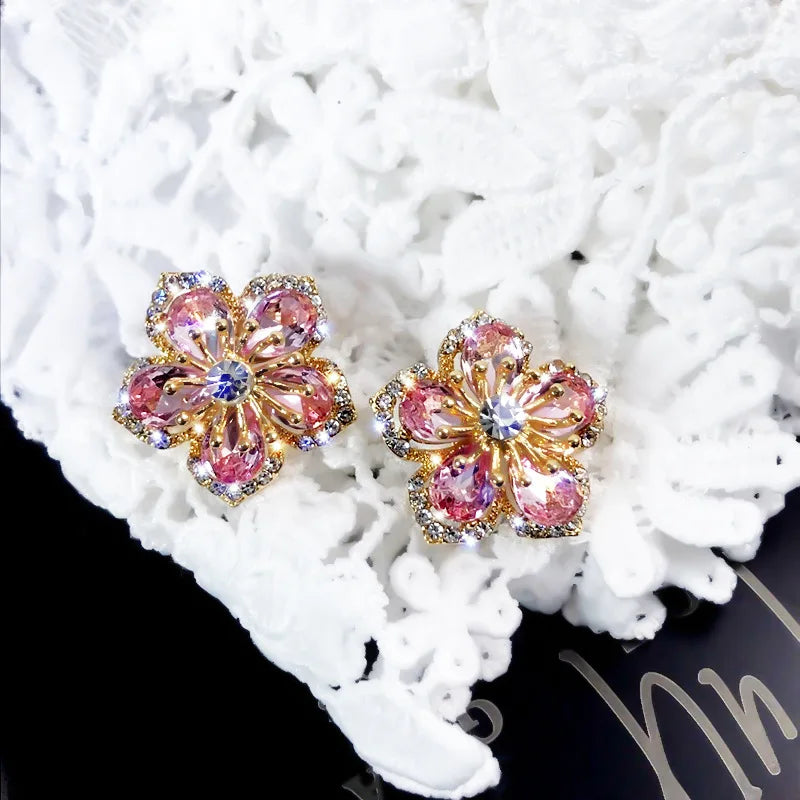 Female Luxury Crystal Zircon Stud Earrings Vintage Flowers Christmas Snowflakes Temperament Earrings New Year Jewelry Gifts