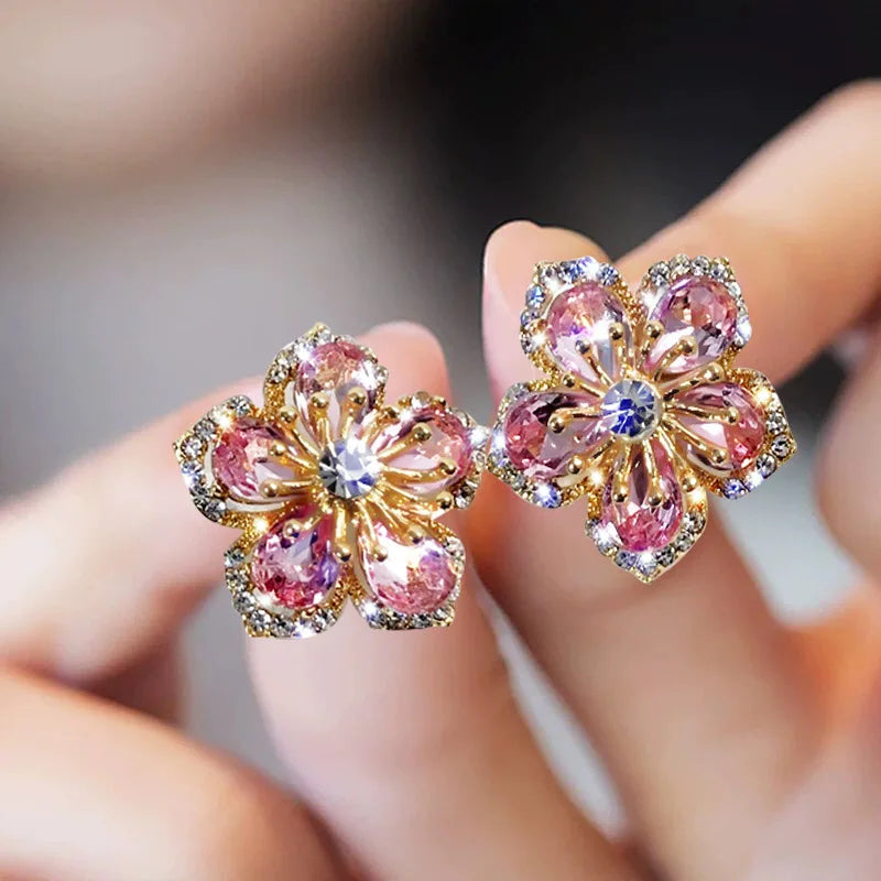 Female Luxury Crystal Zircon Stud Earrings Vintage Flowers Christmas Snowflakes Temperament Earrings New Year Jewelry Gifts