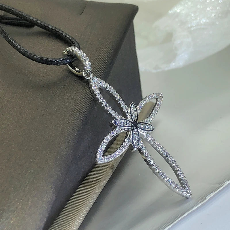 925 Silver New Jewelry Crystal Flower Pendant Necklace Exaggerate Atmosphere Personality Four-Leave Flower Chain For Women Party