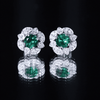 1.6 Carat Lab Emerald Vintage Stud Earrings in Sterling Silver - Sugar & Spice