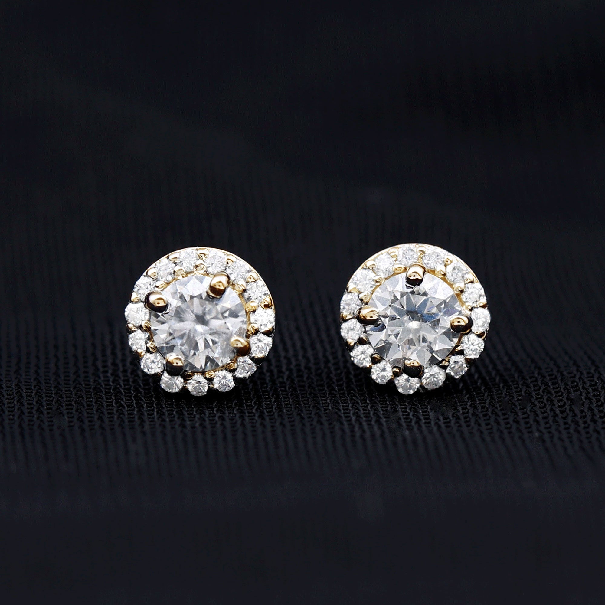0.64 CTW Lab Grown Diamond Halo Stud Earrings (4mm, Screw Back) - Sugar & Spice