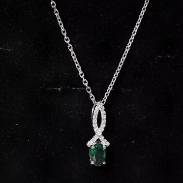0.85 Carat Oval Lab Created Emerald Minimal Necklace with Chain