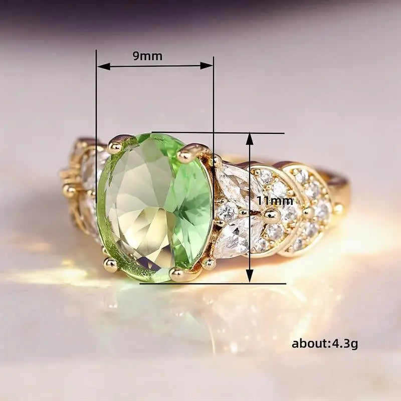 Huitan Women Gold Color Ring Luxury Accessories Inlaid Bright Green Cubic Zirconia Fashion Wedding Engagement Lady Jewelry Gift