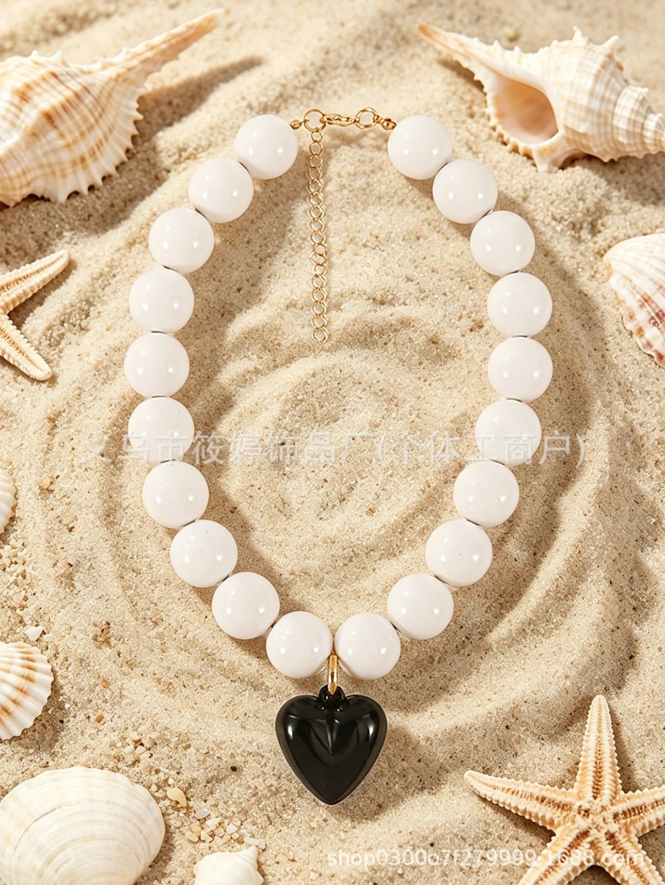 Pink Resin Beads with Detachable Pink Heart Pendant Necklace for Women Y2K Style Statement Jewelry Summer Party Gifts Accessory