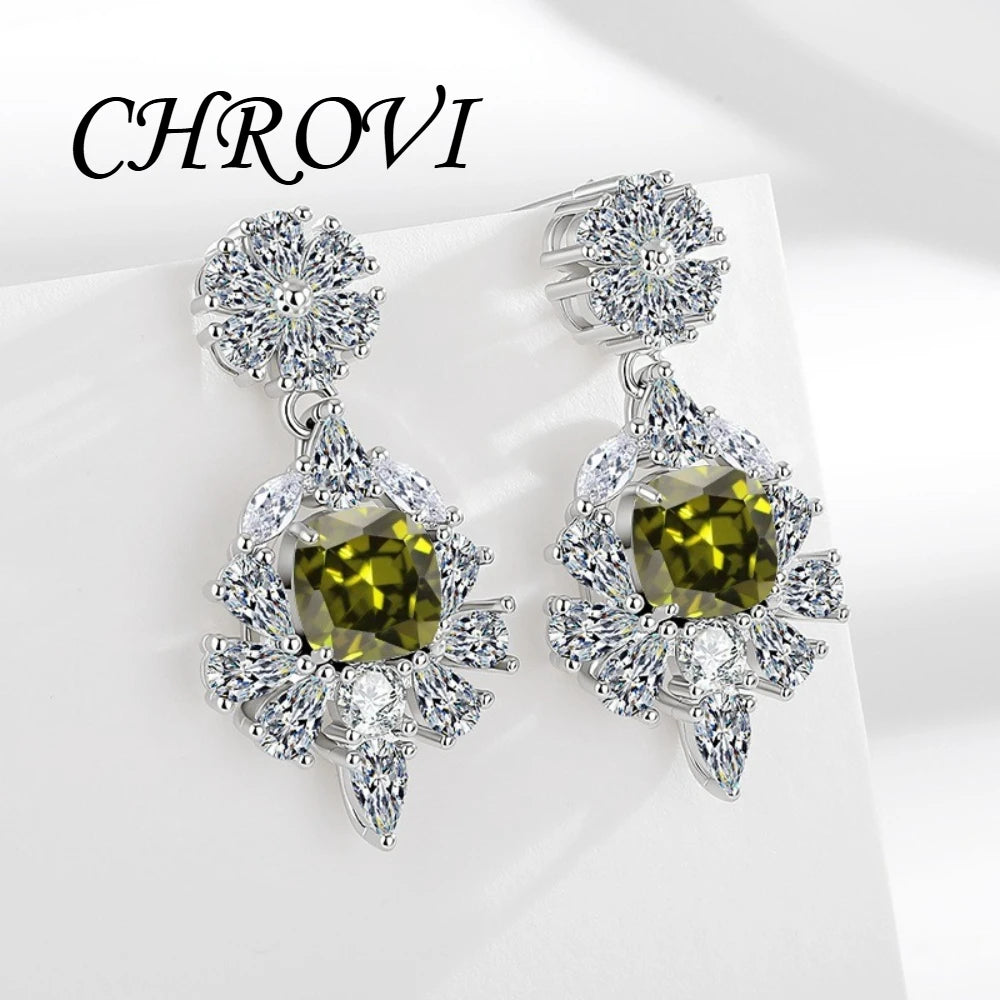Quality 925 sterling silver chrysanthemum-shaped sugar cube with zircon and fashionable luxurious diamond stud earrings