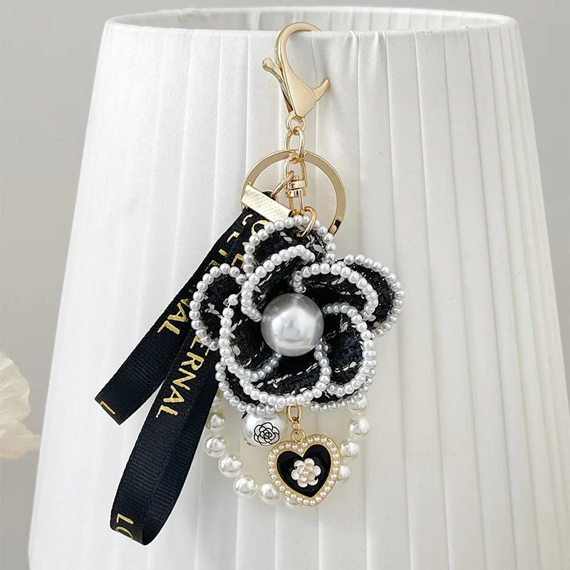 Fashion Boutique Jewelry Pearl Chain Handmade Camellia Flower Keychain Car Key Ring Bag Pendant Accessories Women Keyring Gift