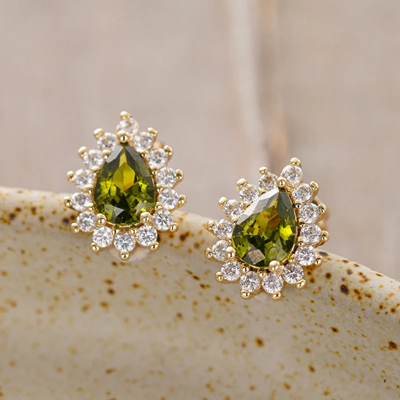 Huitan Minialist Pear Shaped Women Stud Earrings Inlaid Bright CZ Elegant Accessories for Wedding Party Versatile Lady Jewelry
