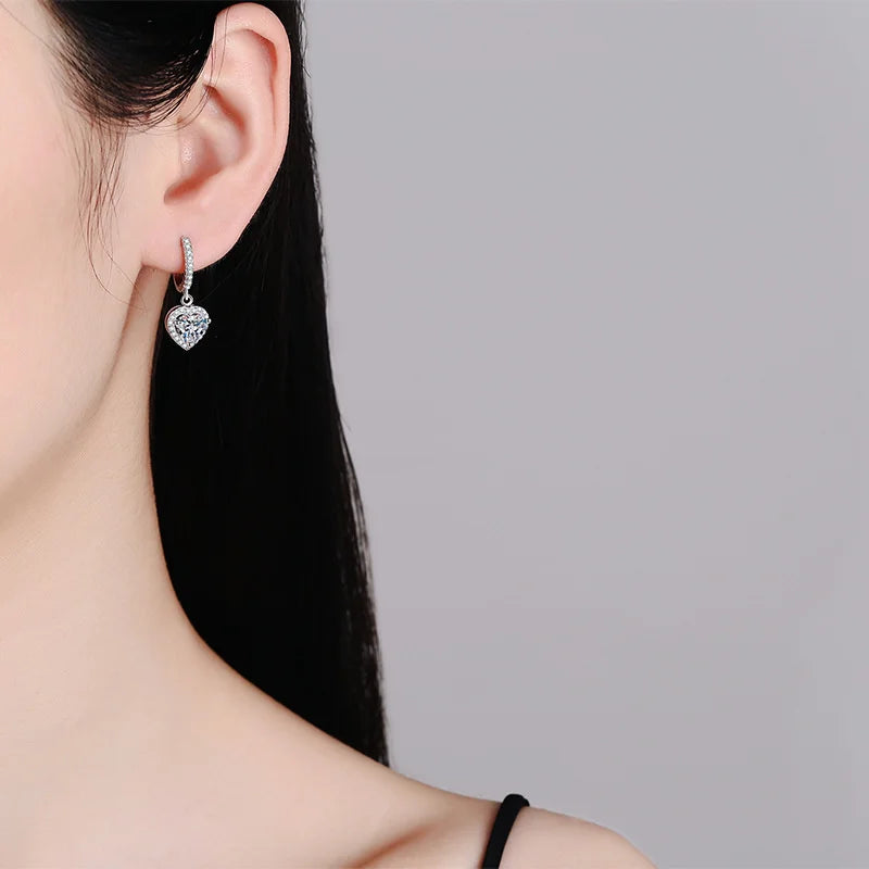 JOIAS HOME S925 Sterling Silver Classic Heart-shaped 1CT D Moissanite Stud Earrings  Women's New Minimalist High-end  Jewelry
