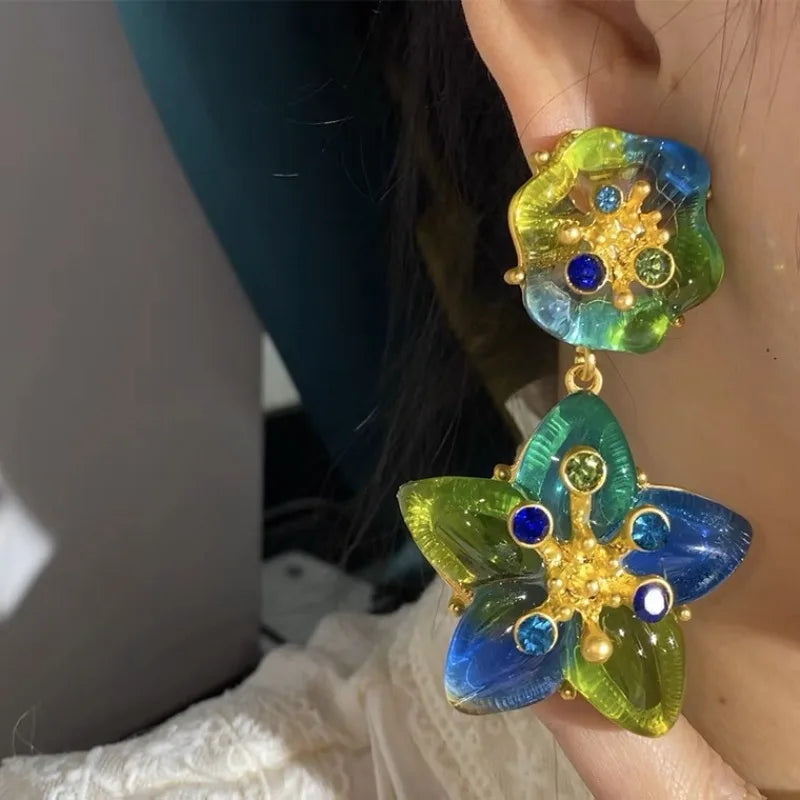 NISHIZAWA Gradient Crystal Earrings for Women Palace Style Vintage Flowers Aretes De Mujer Fashion Elegant Hyperbole Jewelry