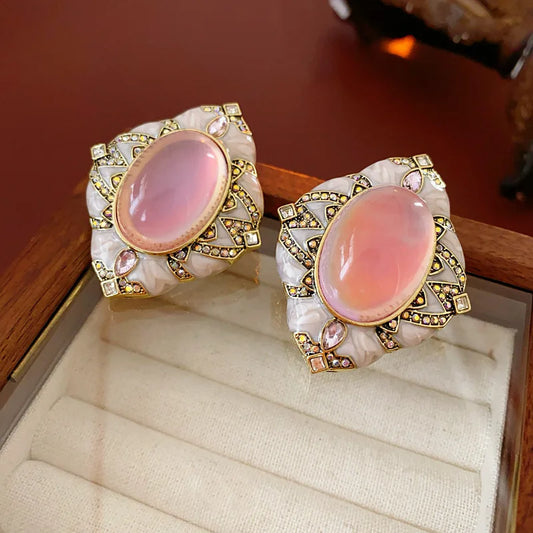 Rhombus Inlaid Rhinestone Stud Earrings Woman Retro Temperament Oval Pink Resin Earrings Exquisite Charms Banquet Jewelry K