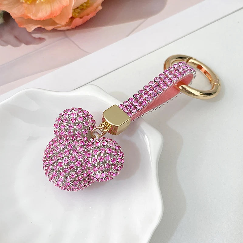 Full Crystals Anime Cartoon Keychain Wommen Bag Key Ring Hearts Bulldog Bears Souvenirs Gifts Брелоки
