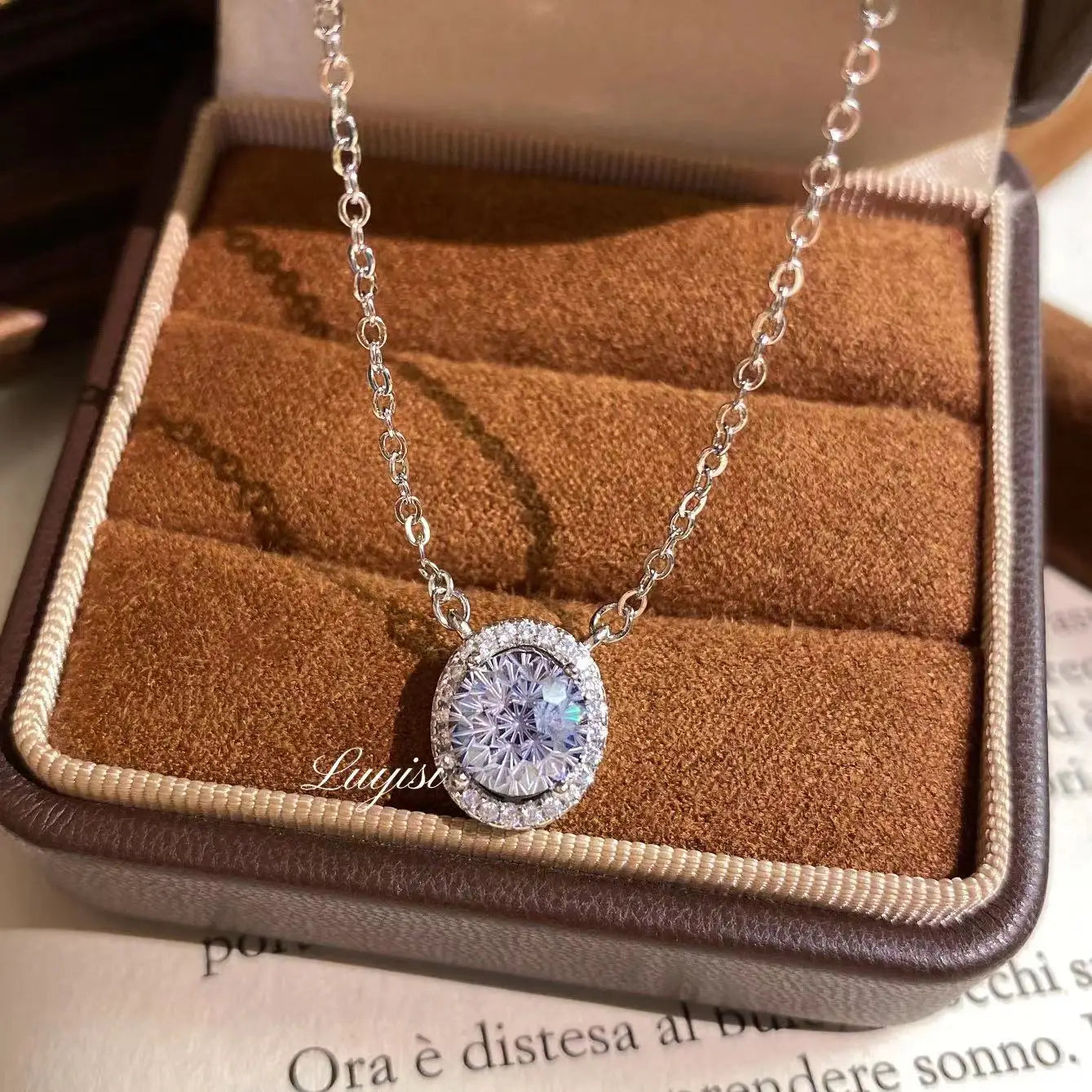 Fashion 925 Sterling Silver Internet Celebrity Sparkling Romantic Women's Cubic Zirconia Aquamarine Clavicle Necklace