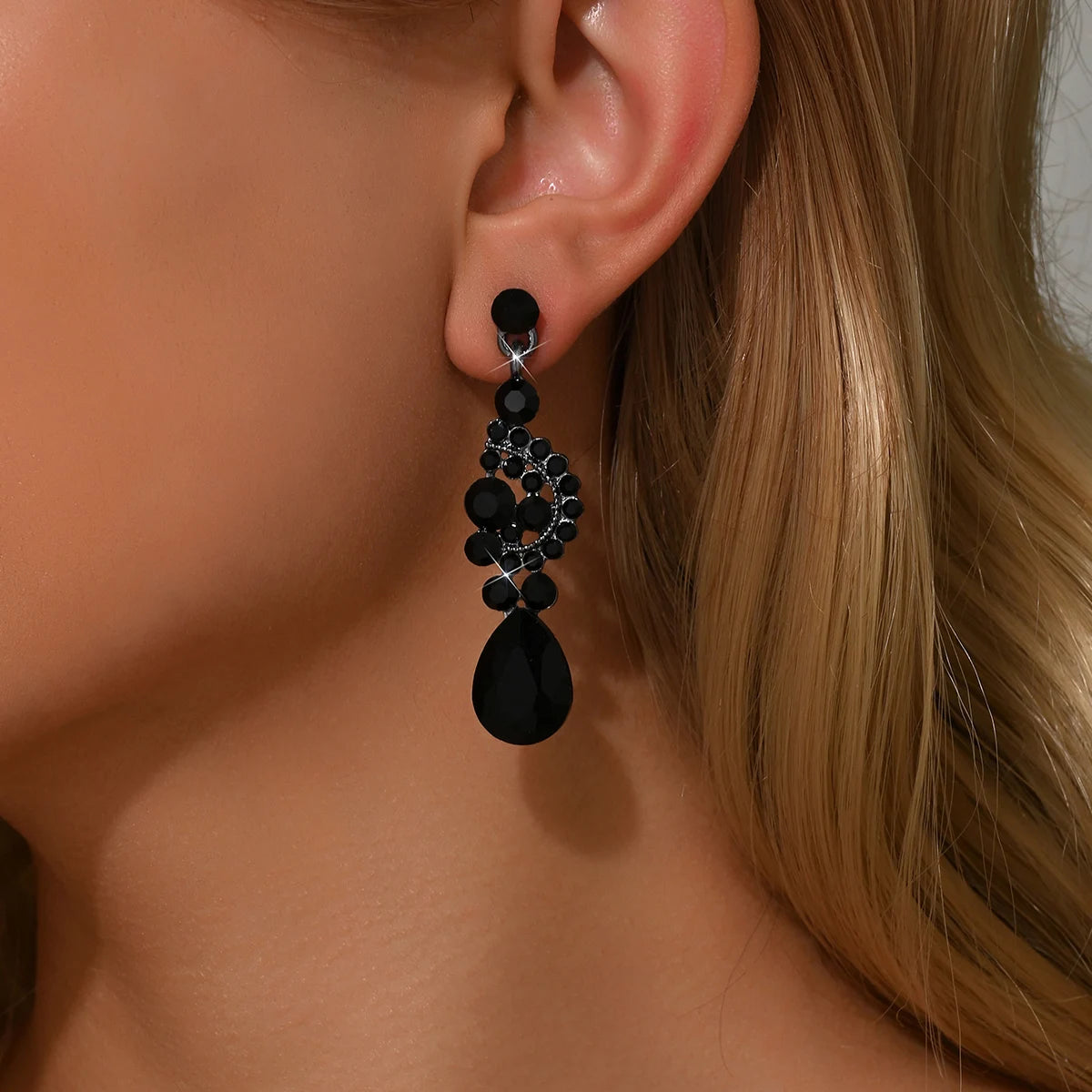 European and American Diamond Studded Flower Water Drop Atmospheric Earrings Fashion Personalized Design Earrings Luxury Exquis