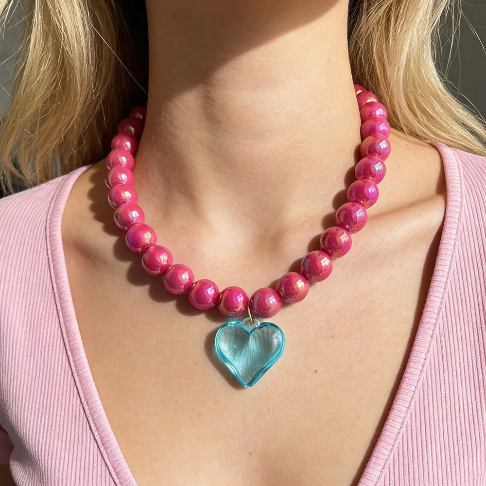 Colorful Resin Beads Choker Necklace for Women Fashion Transparent Big Love Heart Pendant Charm Collar Jewelry Party Gifts