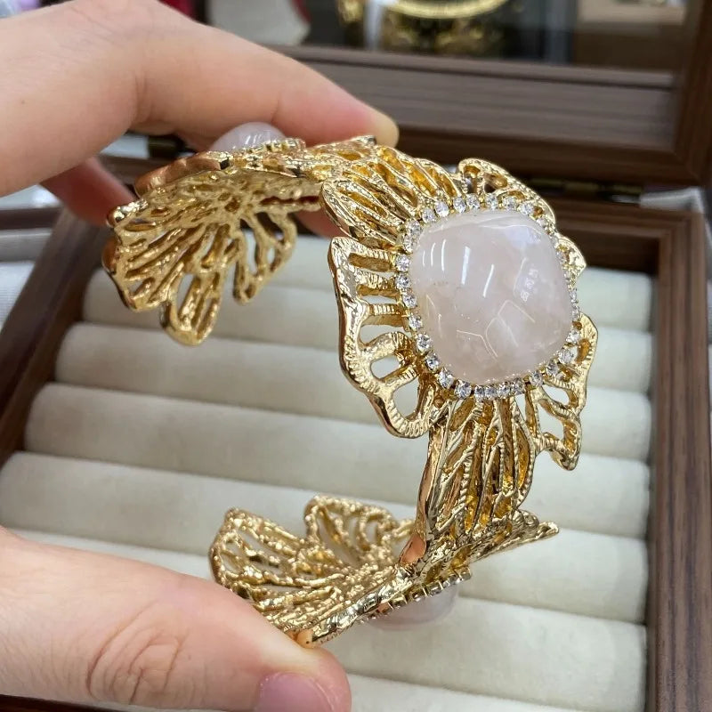 Vintage Hollow Out Royal Elegant Luxury Charm Bracelets for Women Flowers Geometric Party Jewelry Pulseras Mujer Gift