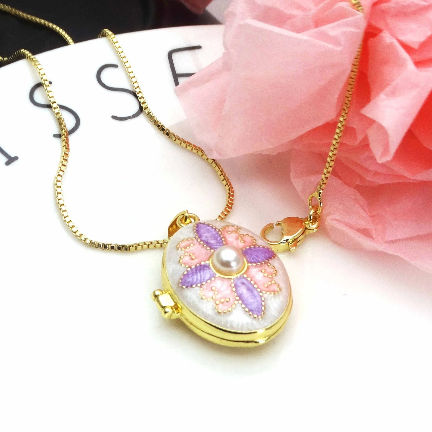 Micro Zircon oil drip photo box Pendant necklace Pearl Celtic Knot pendant necklace copper chain jewelry necklace