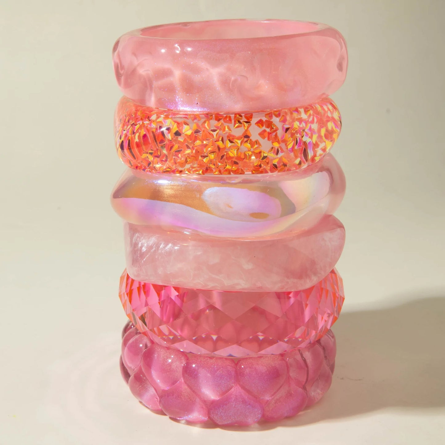 KMVEXO Geometric Irregular Pink Twisted Resin Bangles for Women Girl Party Jewelry 2026 Summer Vacation Decoration Bracelet ﻿