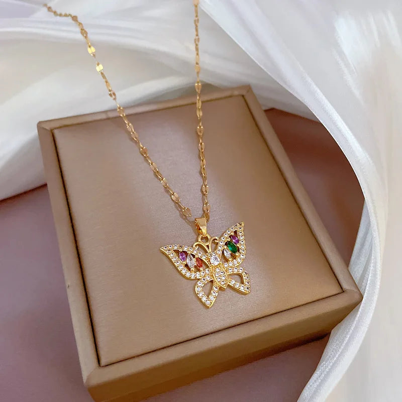 Fashion Design Lucky Butterfly Pendant Female Rhinestone Shining Statement Crystal Charm Choker Necklace for Woman Wedding Gift