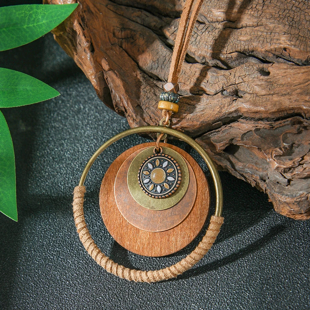 1 Pcs Women's Retro Boho Pendant Necklace Statement Large Circle Multi-layer Sweater Chain Daily Wear Commuting Party All-match