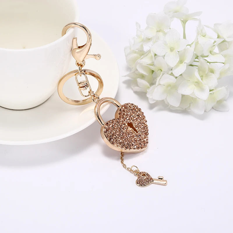 Sparkling Crystal Love Lock Key Chain Women's Luxury Handbag Pendant Souvenir Gift for Friends