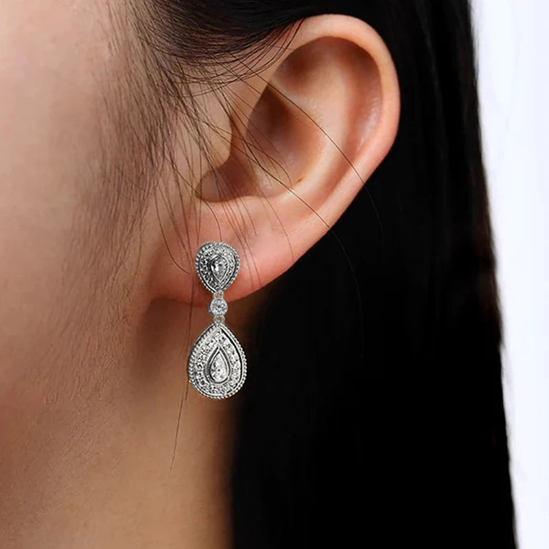 Huitan Gorgeous Women's Dangle Earrings Waterdrop Charm Cubic Zircon Luxury Trendy Bridal Wedding Accessories Jewelry Wholesale