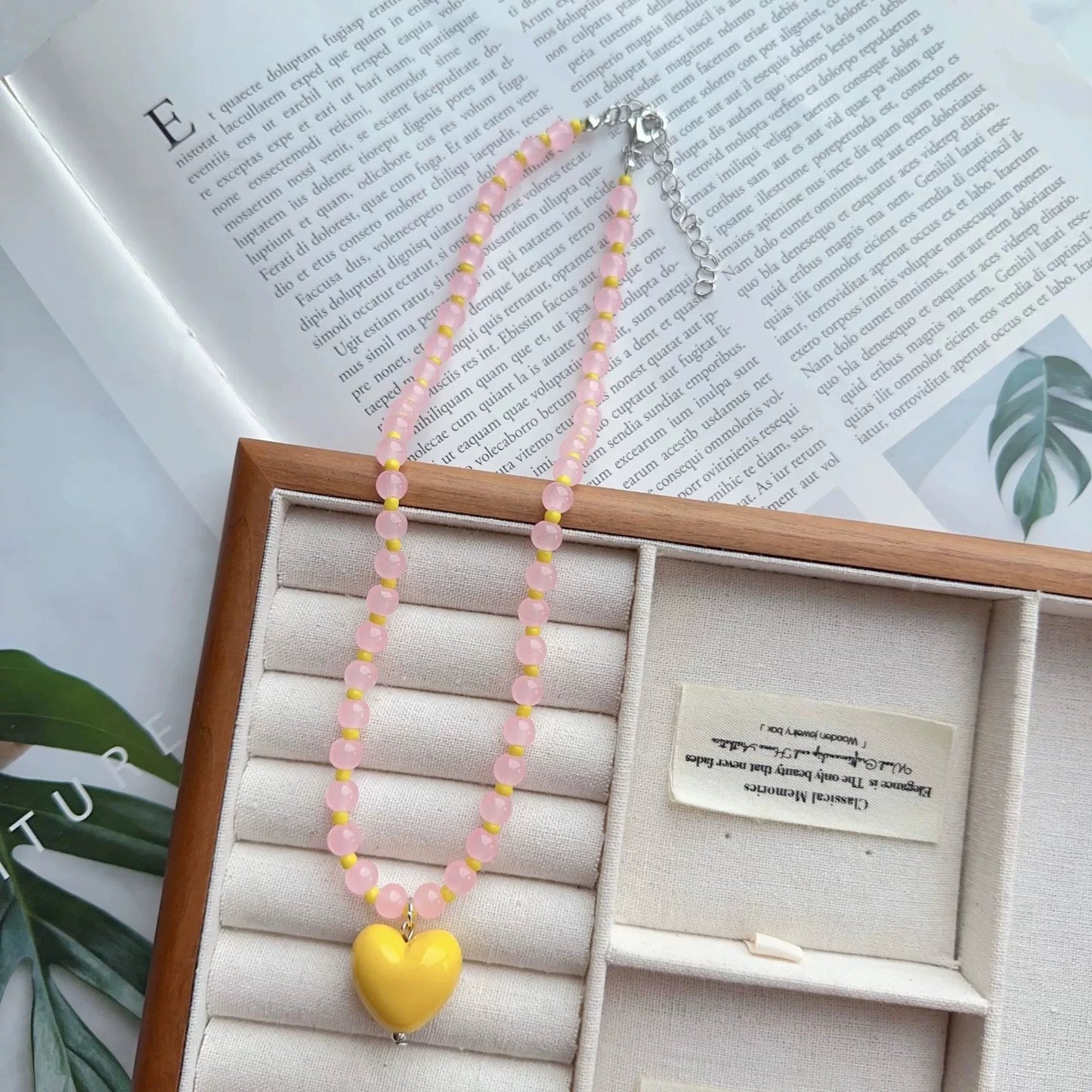2026 Trendy Cute Candy Color Heart Pendant Glass Beaded Chain Choker Necklace For Women Girls Aesthetic Fashion Neck Accessories