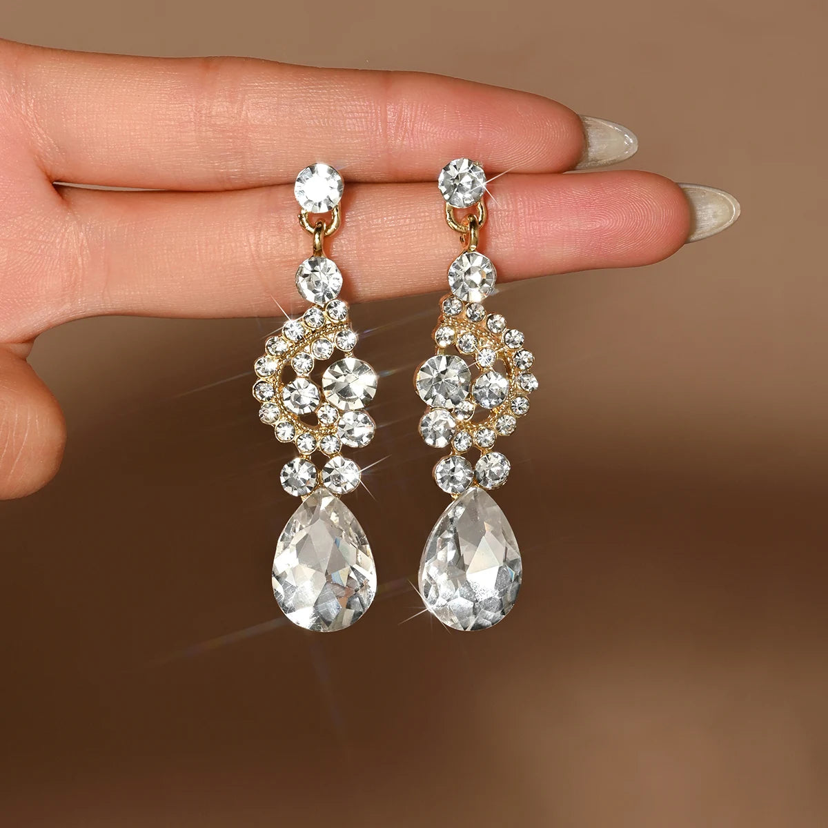 European and American Diamond Studded Flower Water Drop Atmospheric Earrings Fashion Personalized Design Earrings Luxury Exquis