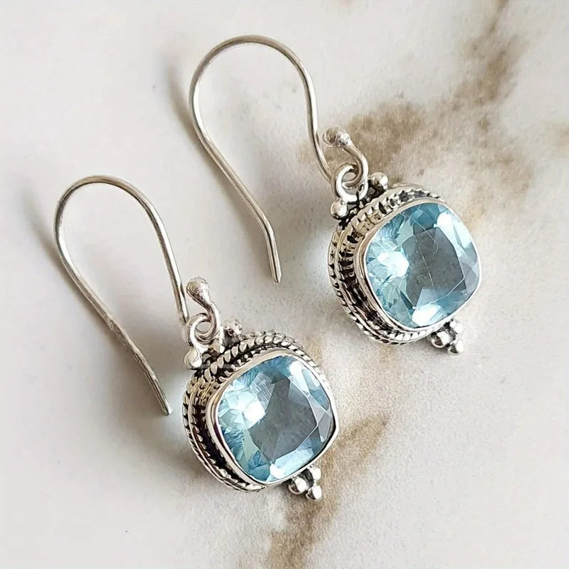 1 Pair of Elegant Retro Earrings Set with Blue Synthetic Zirconia, Suitable for Daily and Party Wear, Versatile Throughout