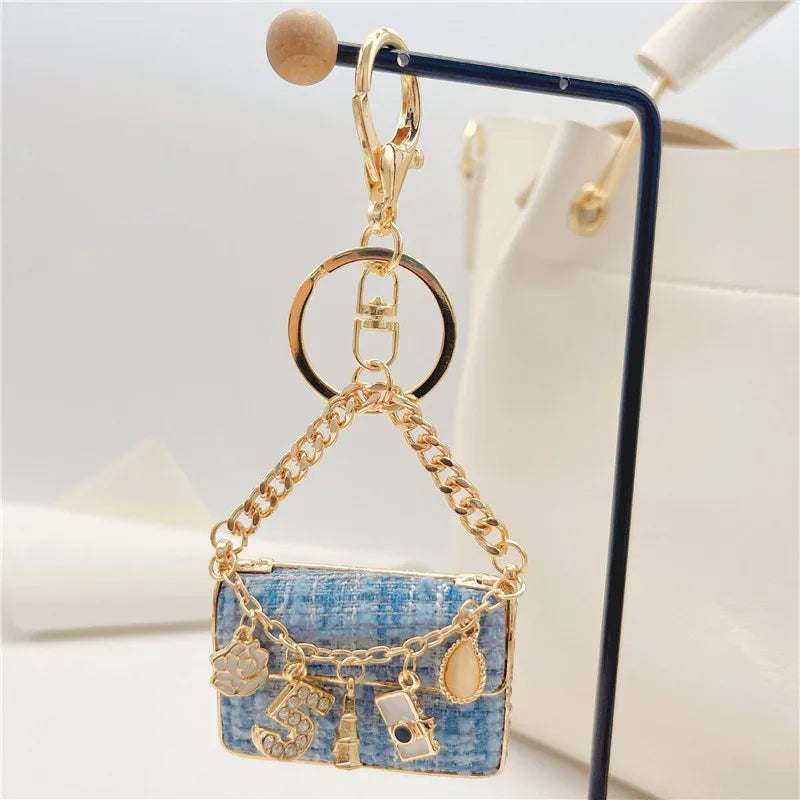 Lovely Cinderella Pumpkin Carriage Keychain Crystal Keyring Pendant Purse Bag Car Keychain