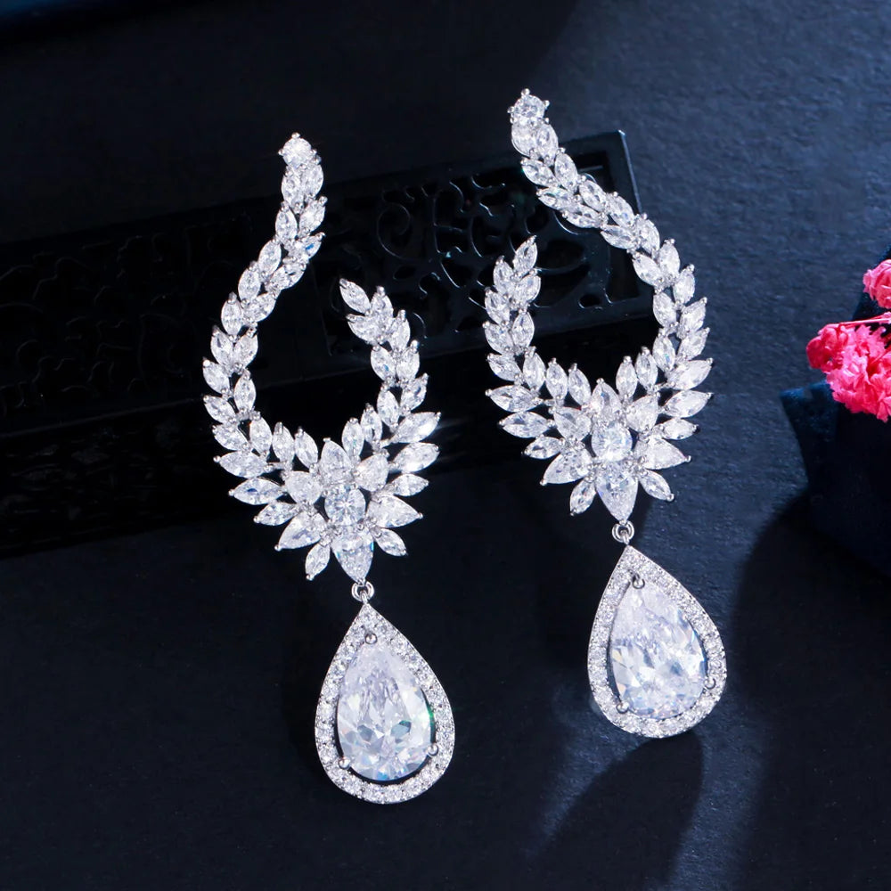 ThreeGraces Glittering Cubic Zirconia Long Dangle Bridal Engagement Earrings for Women Party Dress Jewelry Accessories E1123