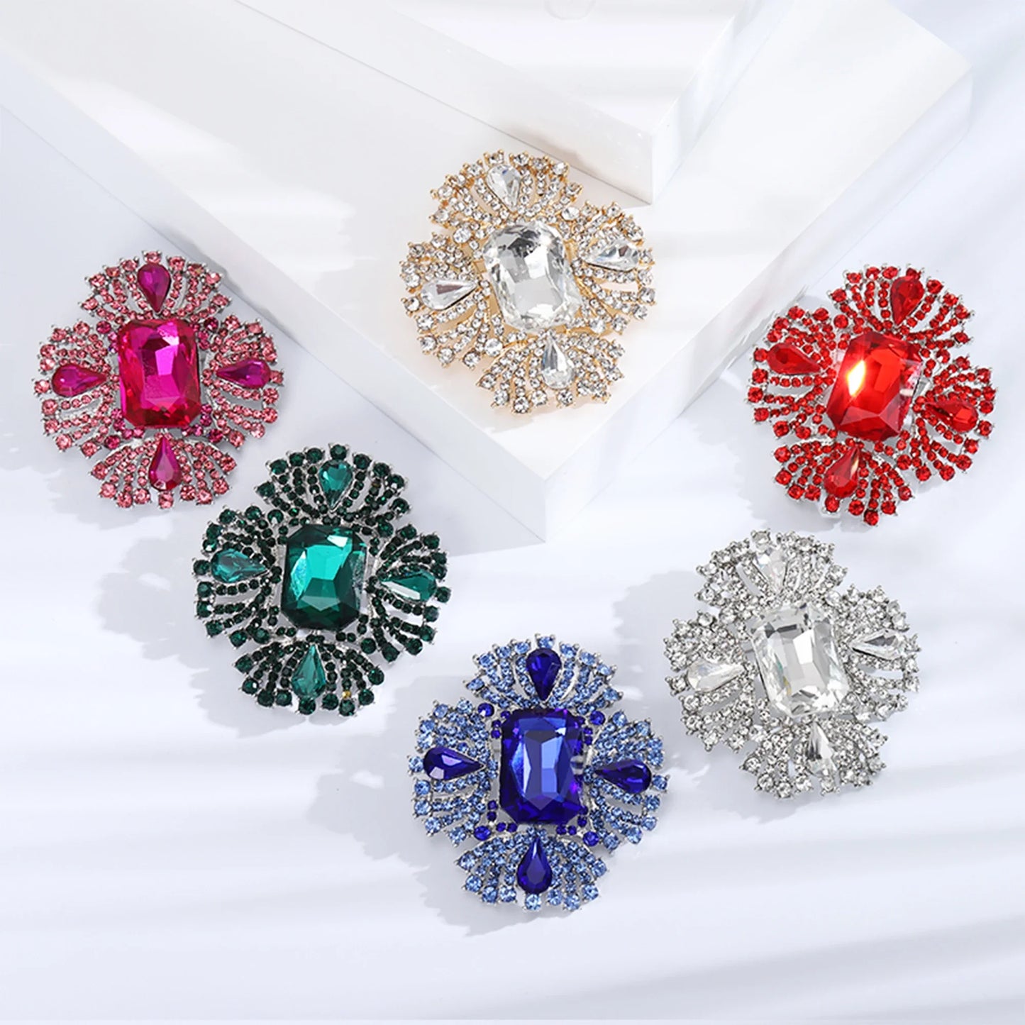 Crystal Large Glass Brooches for Women Unisex Rhinestone Flower Pins Banquet Party Backpack Gifts Jewelry Accessories
