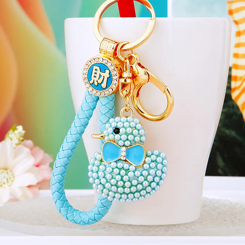 Creative rhinestone cute big yellow duck car keychain women's bag pendant metal key chain ring festival gift wholesale