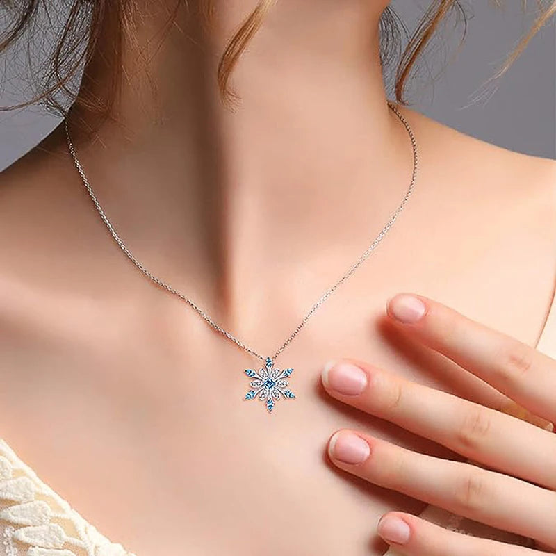 Huitan Christmas Snowflake Pendant Necklace Lady Chic Bright White&Blue Zirconia Accessories Exquisite New Year's Gift Jewelry