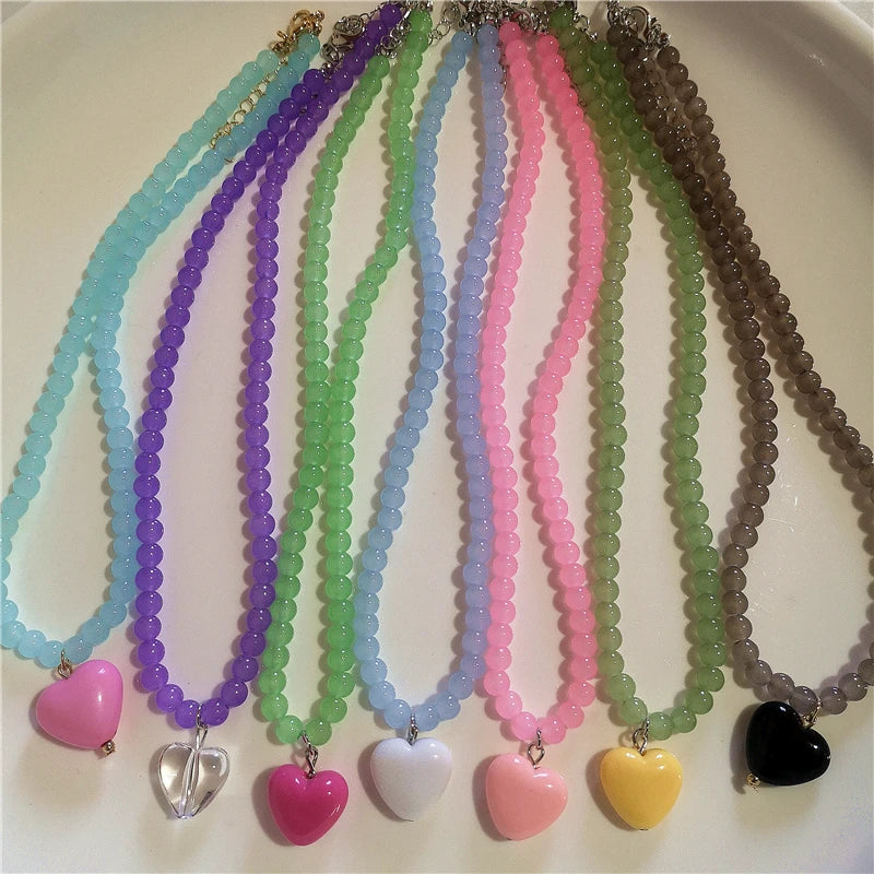 2026 Trendy Aesthetic Resin Candy Color Heart Pendant Glass Beaded Choker Charm Necklace For Women Girl Y2K Jewelry Accessories