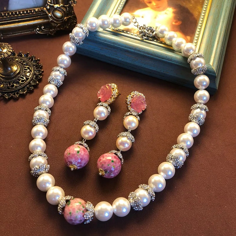 Women Pearls Earrings for Women Vintage Palace Style Elegant Jewelry Light Luxury Dinner Party Exquisite Pendientes Mujer