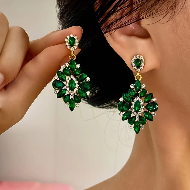 1Pair Luxury Trendy Green Water Droplet Shaped Inlaid Zircon Flower Drop Earrings for Women Bridal Elegant Party Accessory Gift