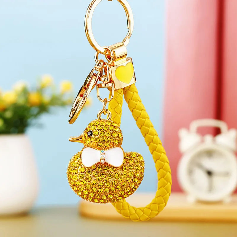 Creative rhinestone cute big yellow duck car keychain women's bag pendant metal key chain ring festival gift wholesale