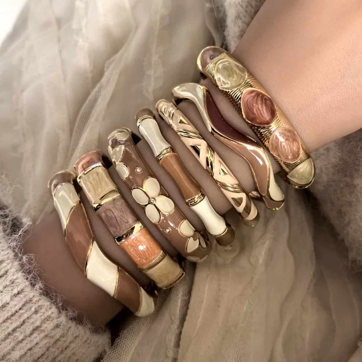 KMVEXO 7 Style Boho Beige Coffee Enamel Irregular Metal Bracelet For Women Men Punk Geometric Heart Cuff Bangle Fashion Jewelry