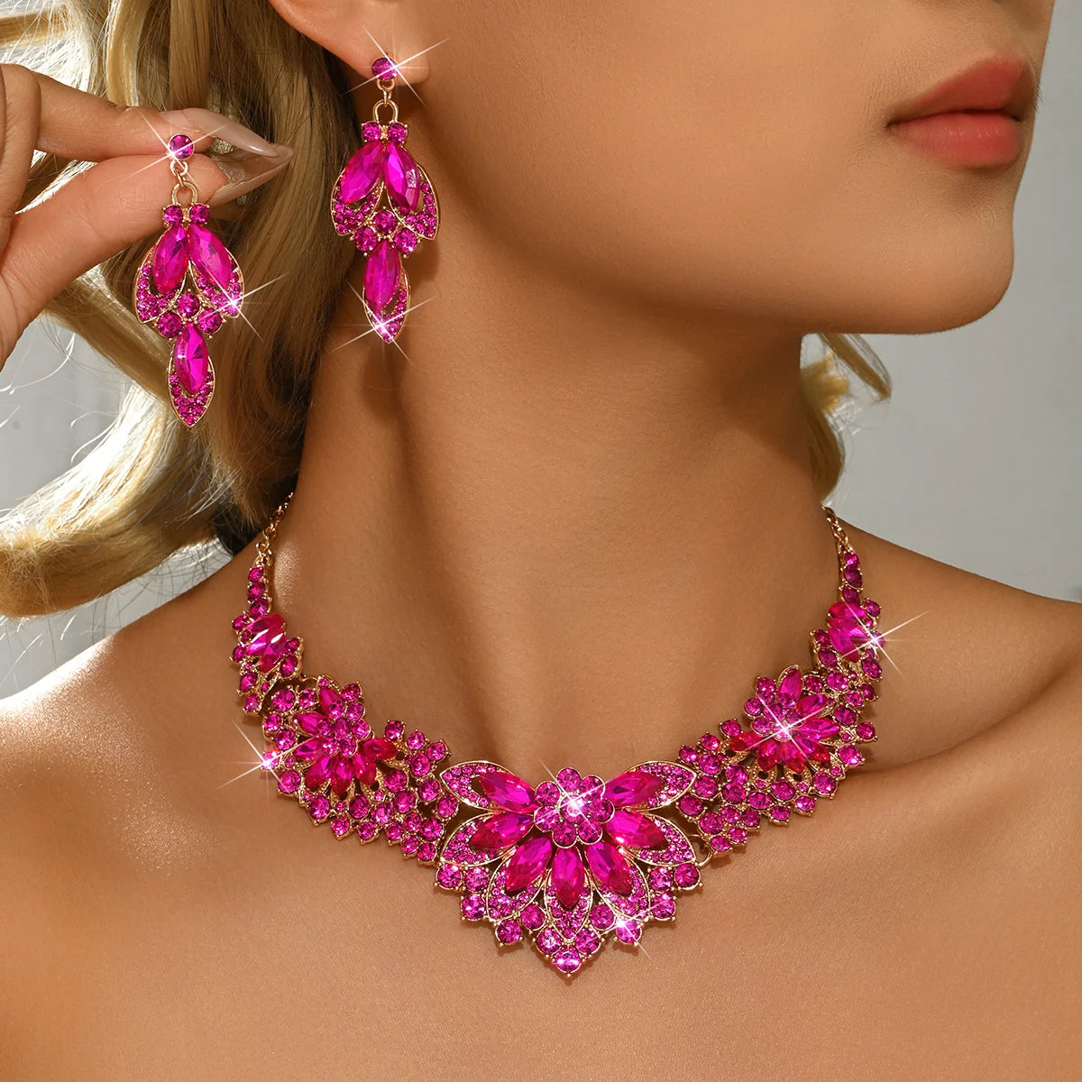 Vintage Crystal Flower Necklace Earrings Jewelry Set for Women Party Wedding Holiday Wear Casual Style All Seasons