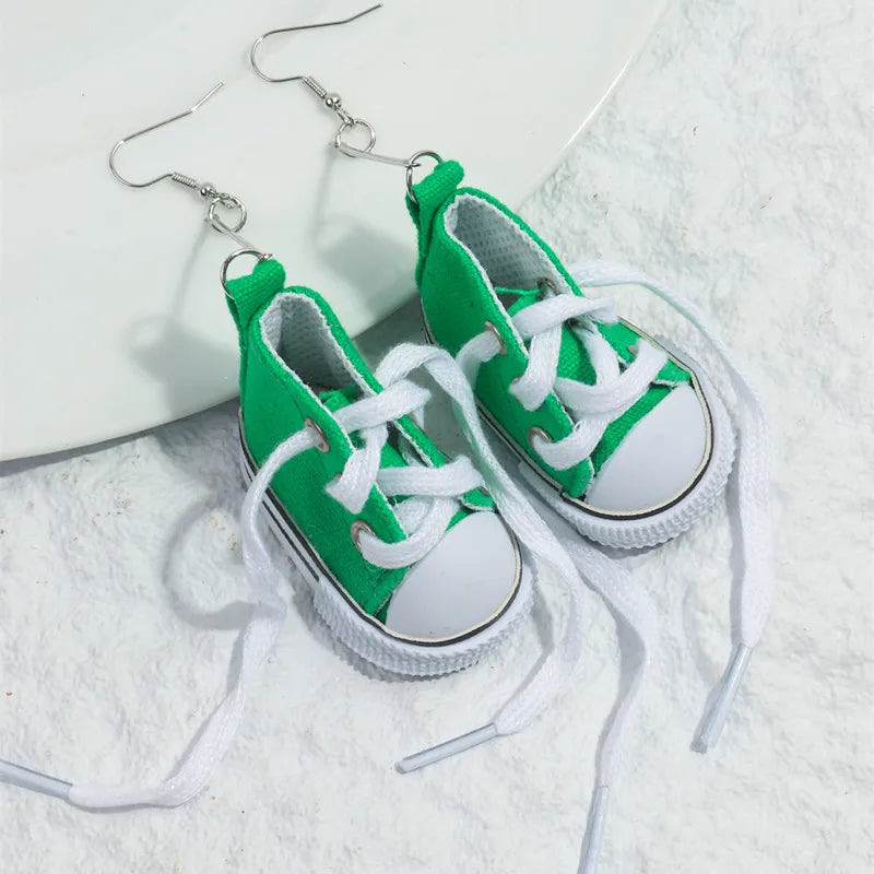 Creative 3D Canvas Shoes Pendant Earrings for Women Fashion Funny Sneaker Tennis Shoe Drop Earrings Party Jewelry Gifts